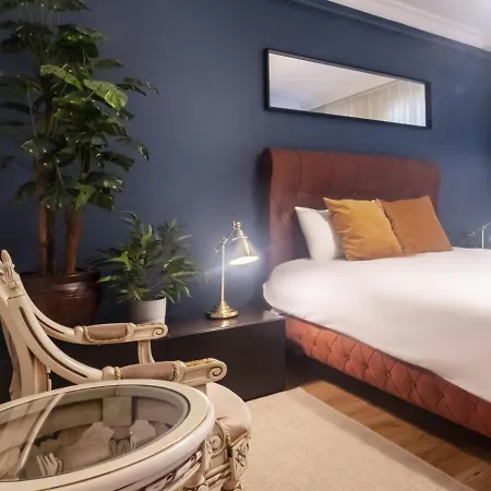 Exclusive Flat With Balcony In Nisantasi Διαμέρισμα *