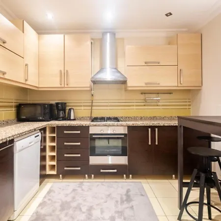 Διαμέρισμα Exclusive Flat With Balcony In Nisantasi *