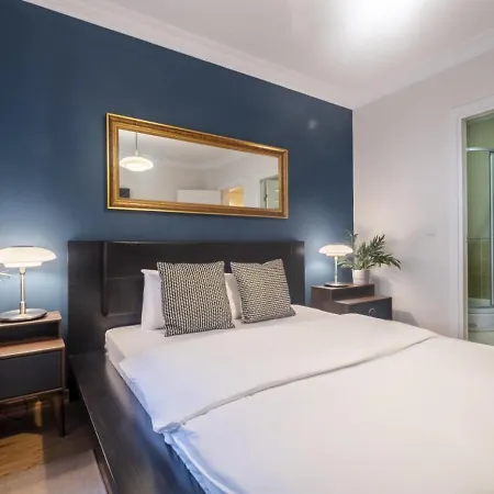 Exclusive Flat With Balcony In Nisantasi Κωνσταντινούπολη
